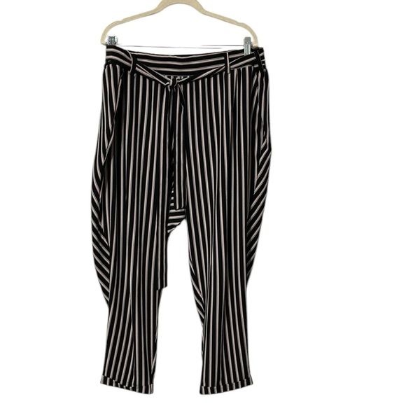 Torrid Multi Stripe Crepe Tie Front Tapered Pant Size 3X - Picture 3 of 5